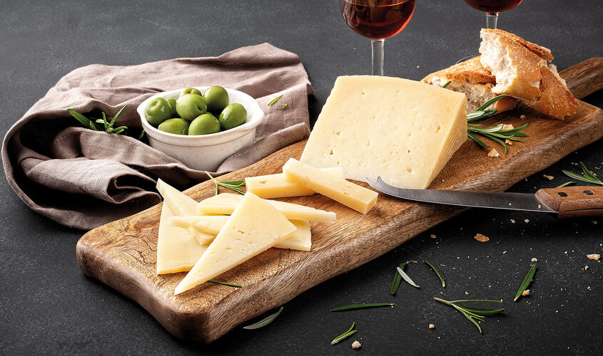 Queso - Queso a&ntilde;ejo de oveja y cabra en manteca y aceite