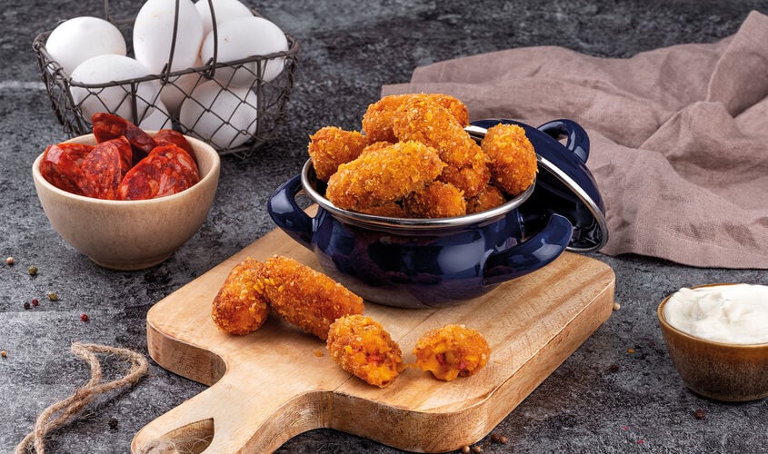 Especialidades - Croquetas de chorizo y huevo frito
