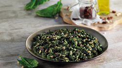 Salteados de verduras - Salteado de espinacas con pasas y pi&ntilde;ones
