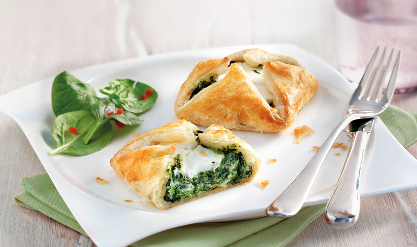 Especialidades - Cesta con queso de cabra y espinacas