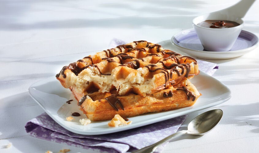Pastelería - Gofres (amb crema al cacau)
