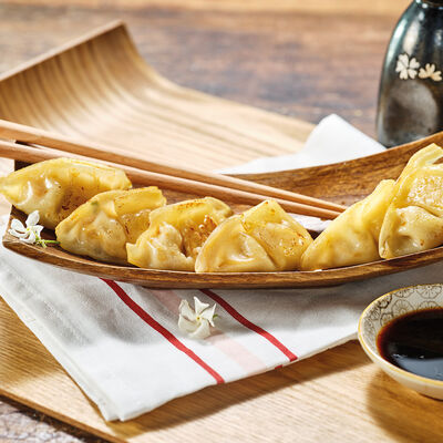 Asia - Gyozas con pollo&nbsp;