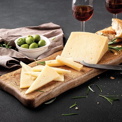 Queso - Queso a&ntilde;ejo de oveja y cabra en manteca y aceite