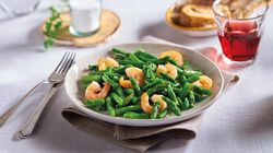 Salteados de verduras - Revuelto de ajetes, gambas y espárragos