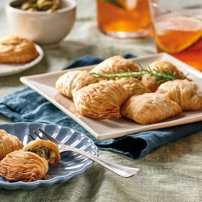 Especialidades - Mini hojaldres de salchicha y verduras