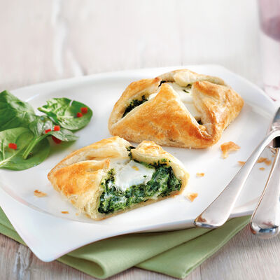 Especialidades - Cesta con queso de cabra y espinacas