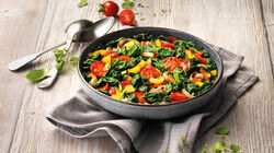 Salteados de verduras - Espinacas al estilo mediterr&aacute;neo
