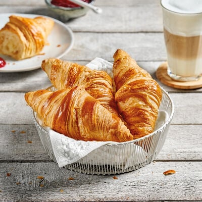 Pastelería - Croissants francesos de mantega