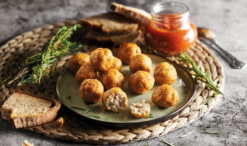  - Alb&oacute;ndigas de carne mixta