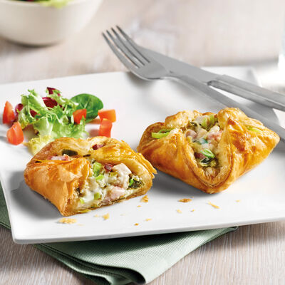Especialidades - Hojaldre con pollo, puerro y bacon