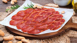 Charcutería - Lomo de cebo de campo 50% raza ibérica