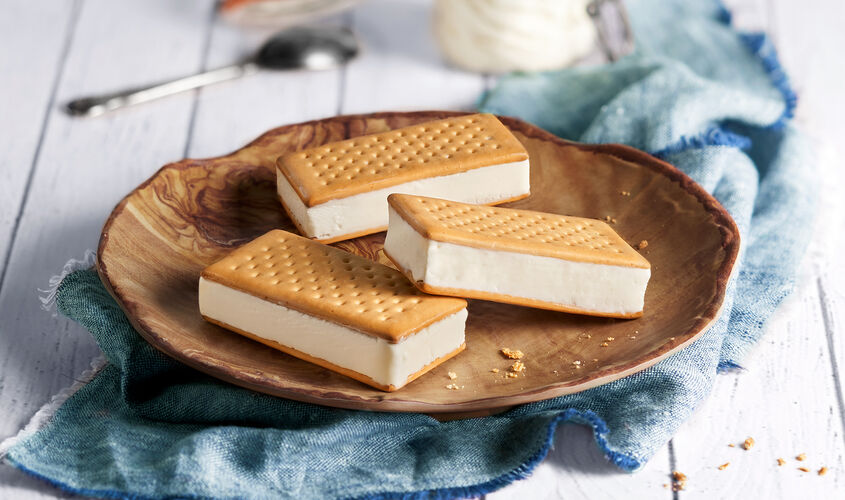 Conos y Sándwiches - Sandvitx de nata