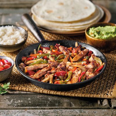 Salteados - Tiras de pollo asado con verduras