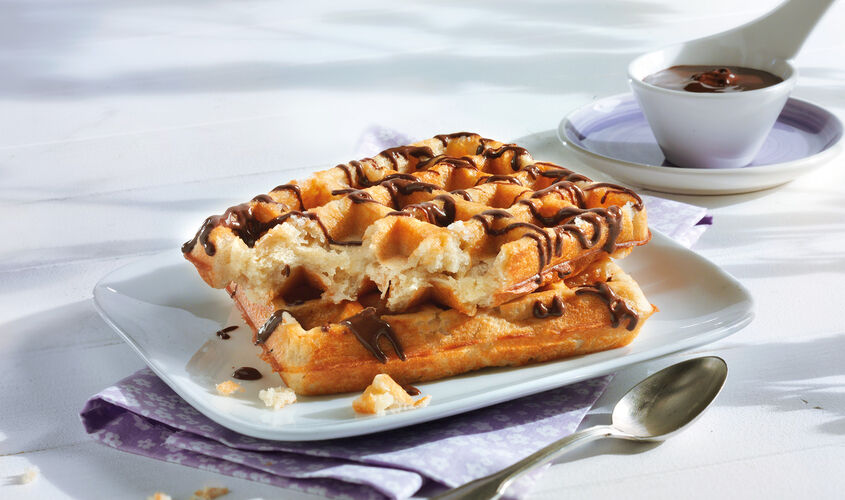 Pastelería - Gofres (amb crema al cacau)