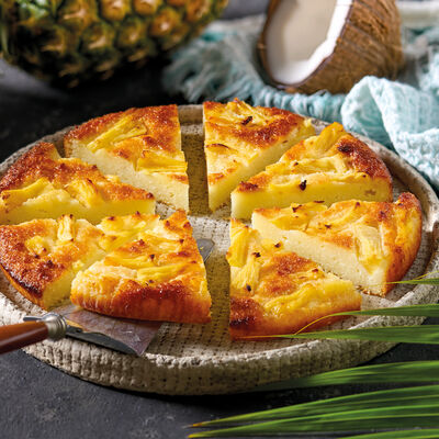 Pasteler&iacute;a - Pastel de coco y pi&ntilde;a
