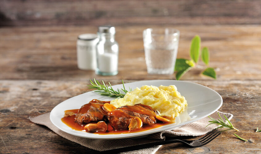  - Galta amb bolets i pur&eacute; de patata