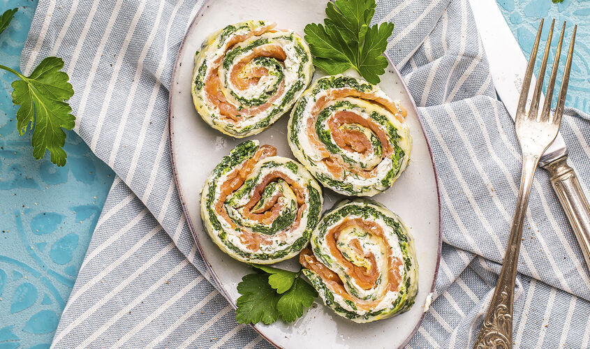 Rollitos de salmón y espinacas