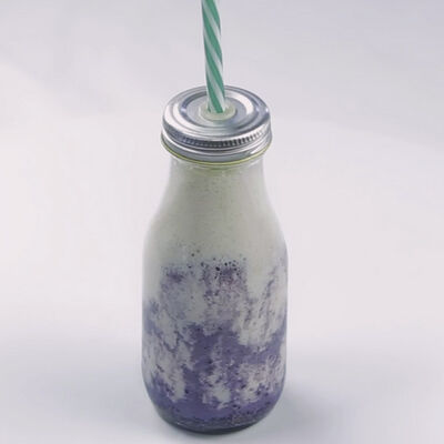 Sorbete de lim&oacute;n, leche merengada y ch&iacute;a