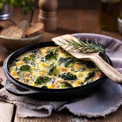 Pastel de patata con brócoli y espinacas