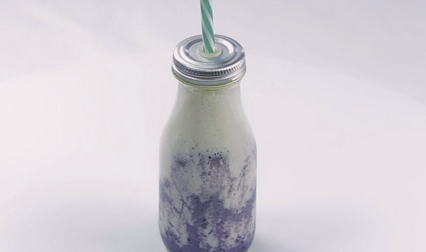 Sorbet de llimona, llet merengada i xia