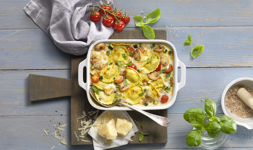 Ravioli de ricotta y espinacas gratinados con champi&ntilde;ones