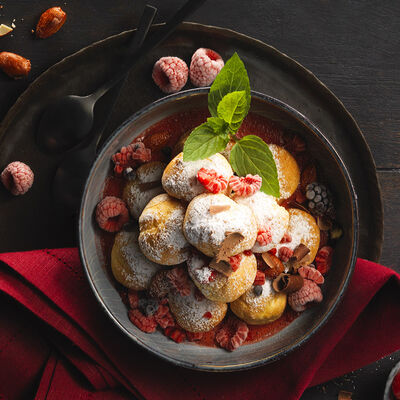 Cuenco de profiteroles