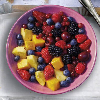 Amanida de fruits del bosc