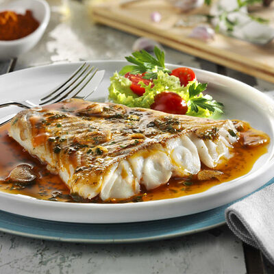 Filets de bacall&agrave; al forn amb pebre vermell