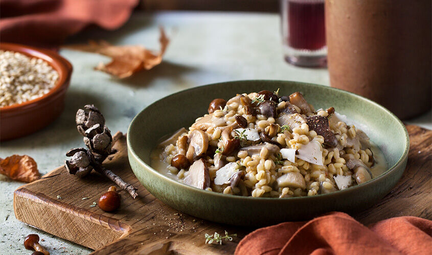 Risotto con cebada, setas, tomillo y ricotta 