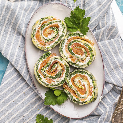 Rollitos de salmón y espinacas
