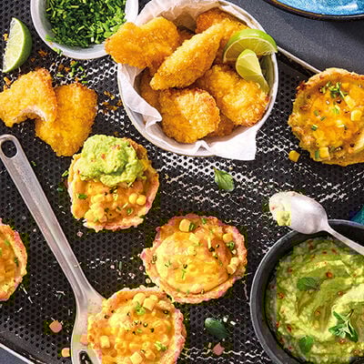 Mini tortillitas de patatas con ma&iacute;z y queso Cheddar