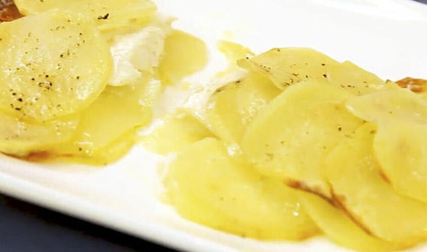 Filetes de pescado en patata crujiente