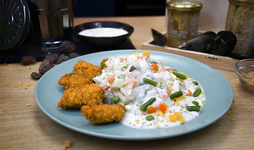 Ensalada russa de tonyina i verat amb maionesa de pebrots del padró i musclos fregits