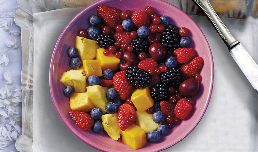 Amanida de fruits del bosc