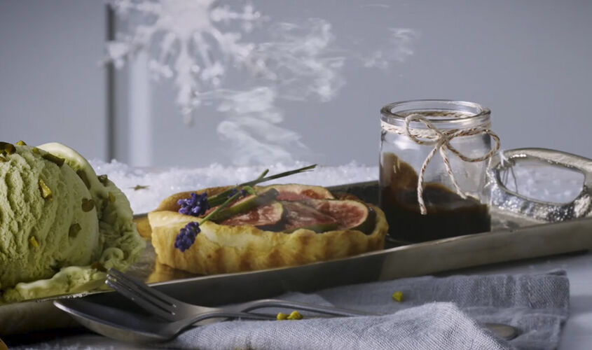 Pastís de figues amb gelat de Vainilla & Macadàmia